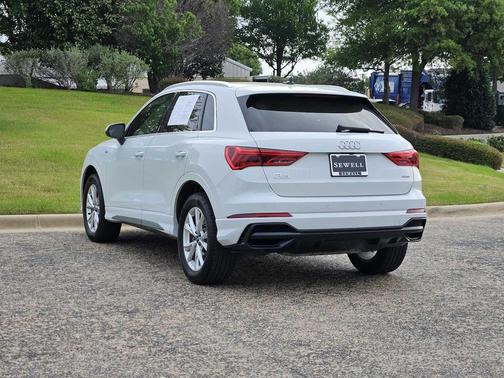 Glacier White Metallic 2022 Audi Q3 45 S line Premium Plus