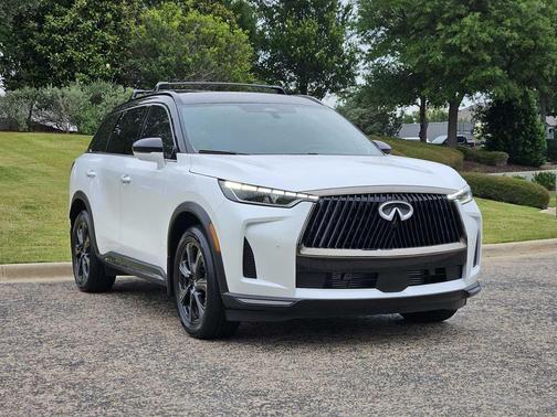 Radiant White/Black Obsidian 2026 INFINITI QX60 AUTOGRAPH