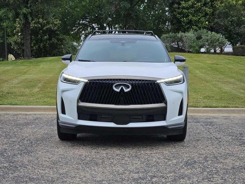 Radiant White/Black Obsidian 2026 INFINITI QX60 AUTOGRAPH