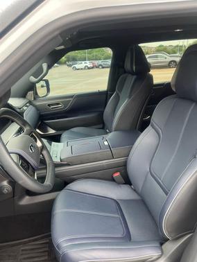 Radiant White 2026 INFINITI QX80 SPORT AWD