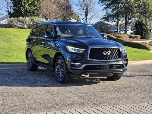 2024 INFINITI QX80 SENSORY AWD