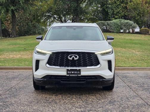 Majestic White 2023 INFINITI QX60 Luxe