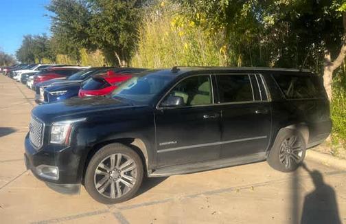 2017 GMC Yukon XL Denali