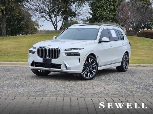 2025 BMW X7 xDrive40i