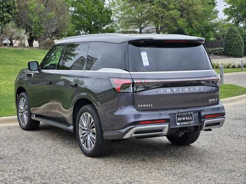 2025 INFINITI QX80 Luxe