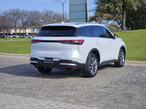 2026 INFINITI QX60 Pure