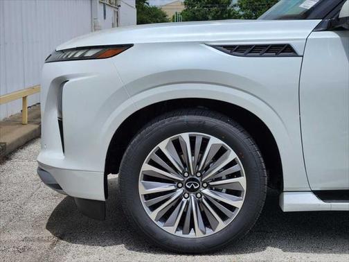 2025 INFINITI QX80 SENSORY AWD