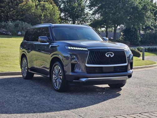 Anthracite Gray 2026 INFINITI QX80 Luxe