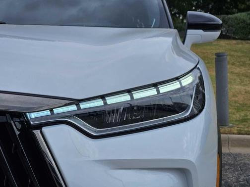 Radiant White/Black Obsidian 2027 INFINITI QX60 AUTOGRAPH