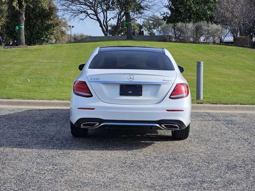 2019 Mercedes-Benz E-Class 4MATIC