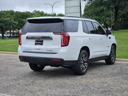 2021 GMC Yukon 4WD AT4