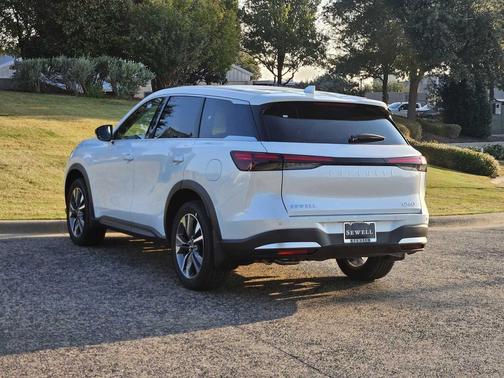 2026 INFINITI QX60 Pure