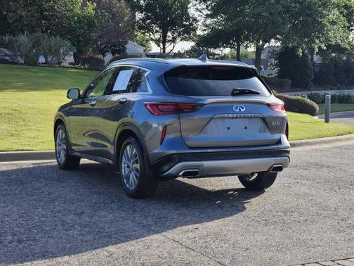 2023 INFINITI QX50 LUXE