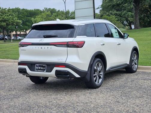 2025 INFINITI QX60 Luxe