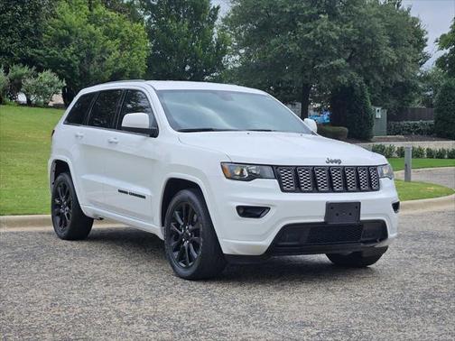 2021 Jeep Grand Cherokee Laredo