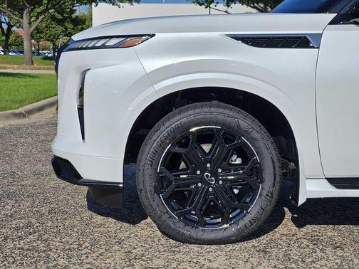 2026 INFINITI QX80 SPORT