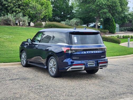2025 INFINITI QX80 SENSORY AWD