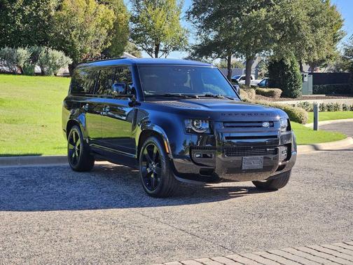 2023 Land Rover Defender 130 X-Dynamic SE