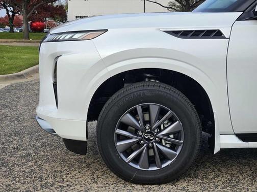 2026 INFINITI QX80 PURE AWD