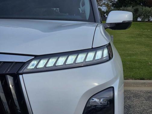 2026 INFINITI QX80 PURE AWD