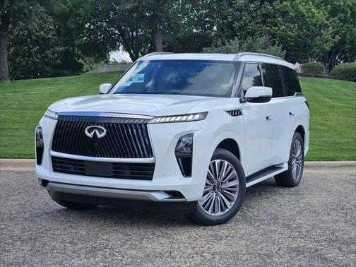 2025 INFINITI QX80 Luxe