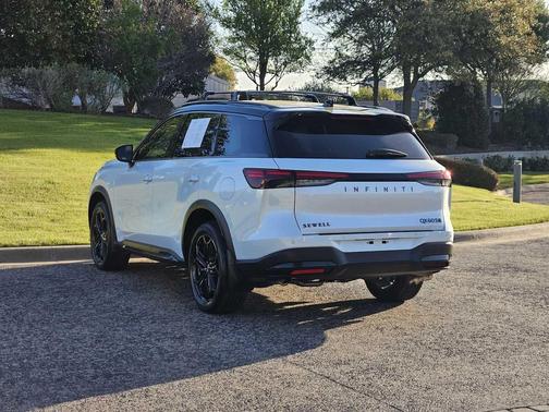 Radiant White/Black Obsidian 2026 INFINITI QX60 SPORT AWD