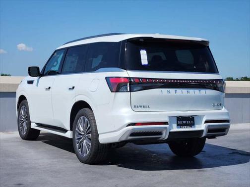 2025 INFINITI QX80 SENSORY AWD