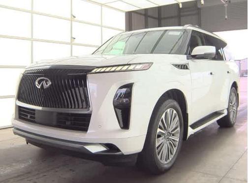 2025 INFINITI QX80 SENSORY AWD