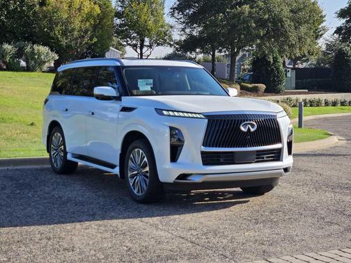 2026 INFINITI QX80 Luxe