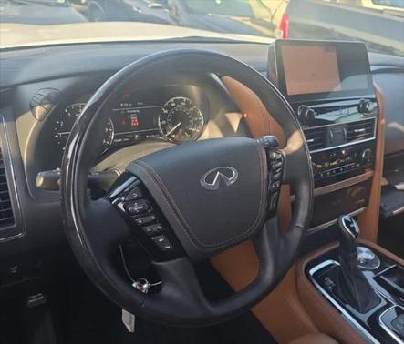 2024 INFINITI QX80 SENSORY AWD