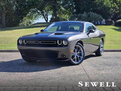 Granite Pearlcoat 2023 Dodge Challenger SXT