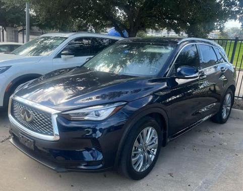 2023 INFINITI QX50 LUXE