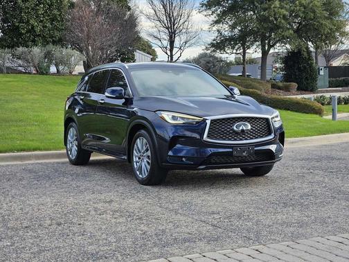 2023 INFINITI QX50 LUXE