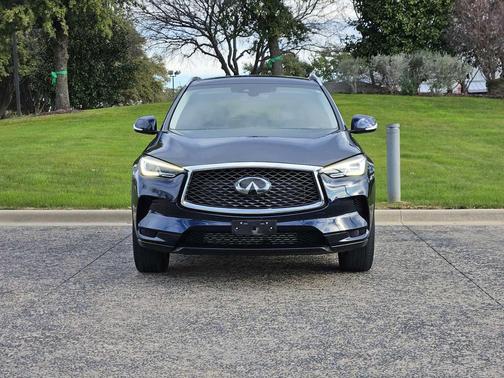 2023 INFINITI QX50 LUXE
