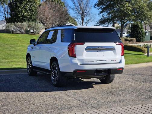 2021 GMC Yukon 4WD AT4
