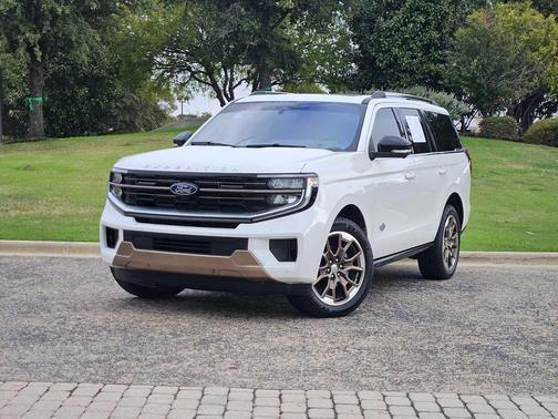2025 Ford Expedition King Ranch