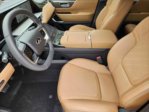 2025 INFINITI QX80 Luxe