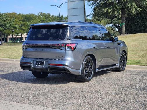 2026 INFINITI QX80 SPORT