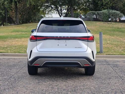 Eminent White Pearl 2023 Lexus RX 350 Premium Plus