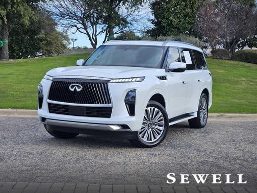 2025 INFINITI QX80 Luxe