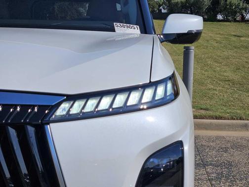 2026 INFINITI QX80 PURE