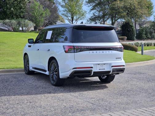 2026 INFINITI QX80 AUTOGRAPH AWD