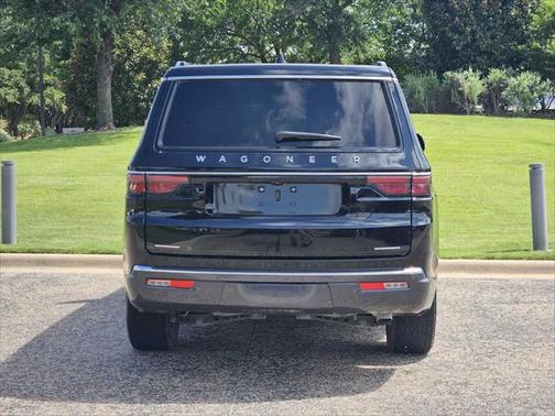 2022 Jeep Wagoneer Series III 4x4