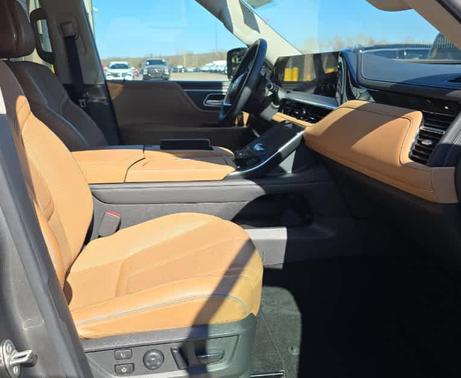 2025 INFINITI QX80 SENSORY AWD