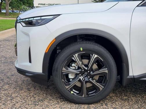 Radiant White/Black Obsidian 2027 INFINITI QX60 AUTOGRAPH