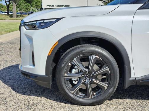 Radiant White/Black Obsidian 2027 INFINITI QX60 AUTOGRAPH
