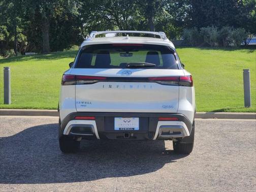 2025 INFINITI QX60 SENSORY