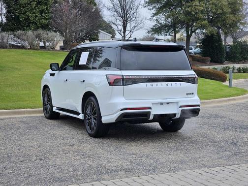 2025 INFINITI QX80 AUTOGRAPH AWD