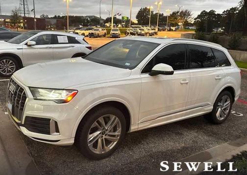 2021 Audi Q7 45 Premium