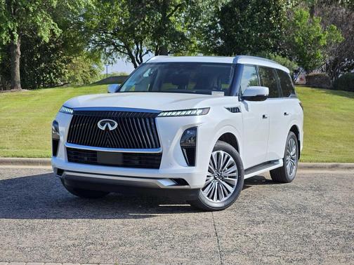Radiant White 2026 INFINITI QX80 Luxe